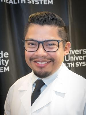 Brandon Amatehows Perez De Leon, MD