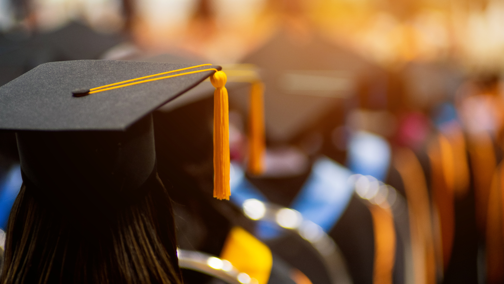 ¿Qué son las Becas, Préstamos y Subvenciones? 