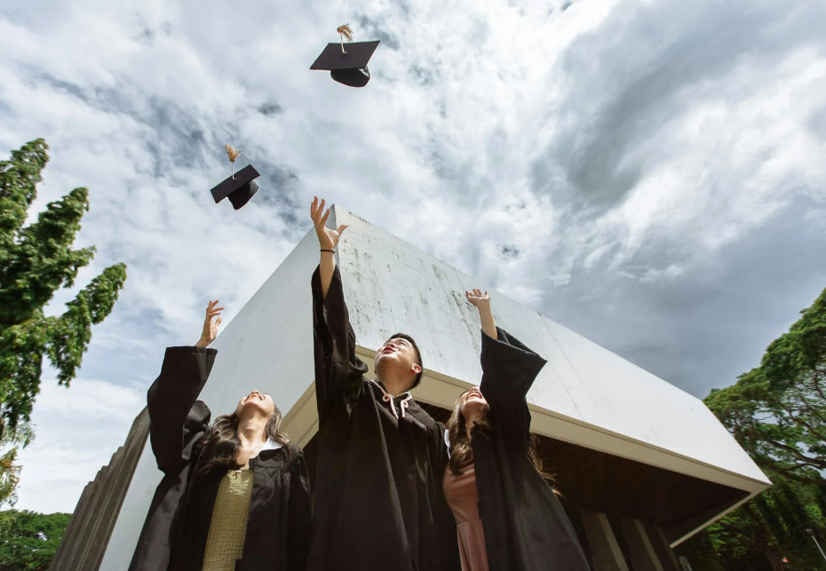 What are Scholarships, Loans and Grants?